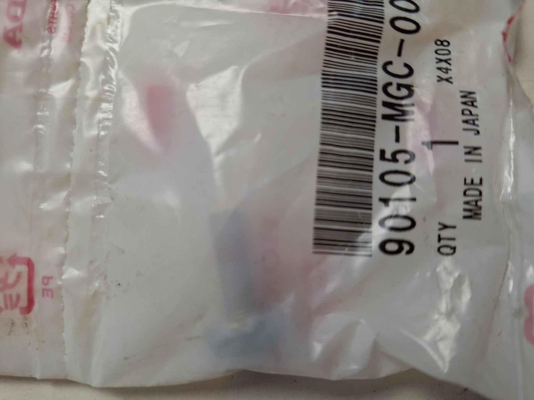 Picture of BOLT,TORX,6X18  90105-MGC-000  